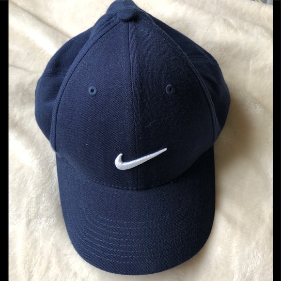 Nike Other - Nike Legacy 91 navy hat